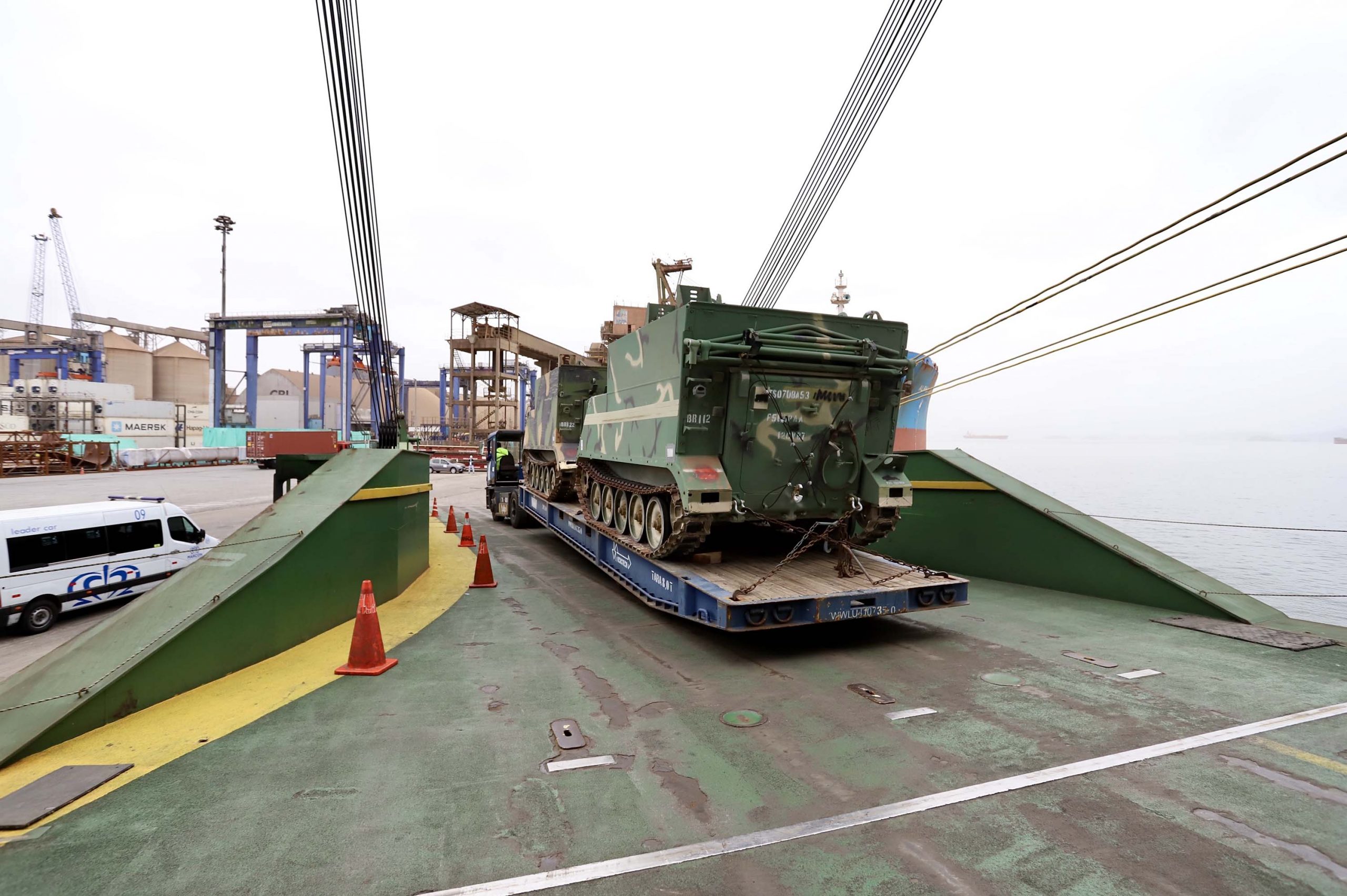 396eb63b-image00003-scaled Operação especial recebe tanques blindados no Porto de Paranaguá