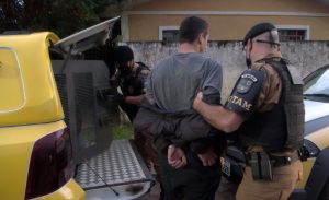 c91c1103-operação-portinho-2-300x183 Operação Portinho: Seis pessoas são presas em Antonina