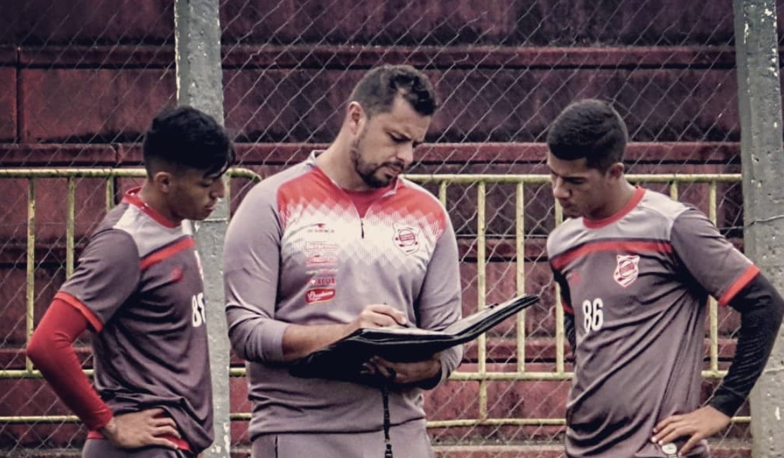 Precisamos falar sobre o Rio Branco