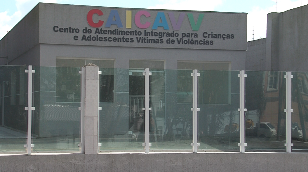 5e3a7864-dsddasda Paranaguá: Ministra Damares Alves assinou implantação de Centro de Atendimento para crianças e adolescentes vítimas de violência