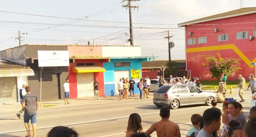 1daec3b9-3d67-4e54-9bdf-4b1171f9122b-e1632691408301 Adolescente é atropelada em faixa de pedestre no bairro Nilson Neves, em Paranaguá