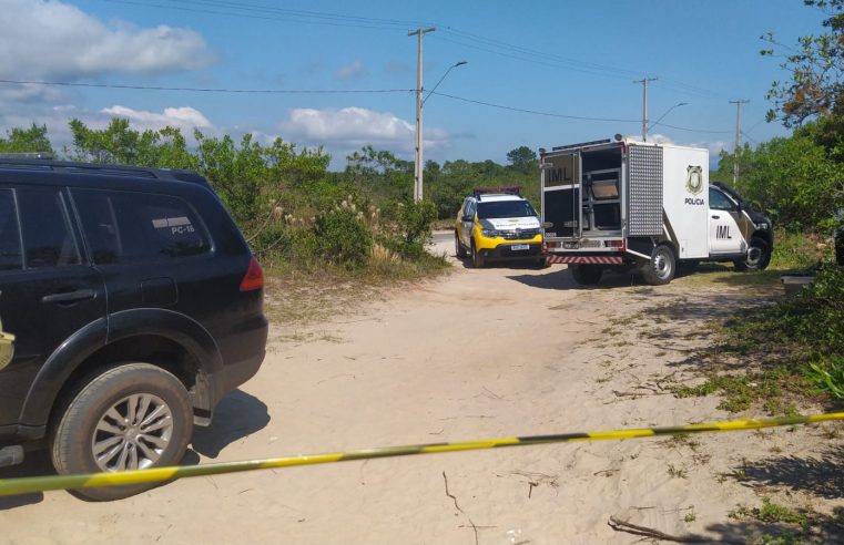 PM encontra homem morto com golpes de faca durante patrulhamento em Pontal do Sul, em Pontal do Paraná