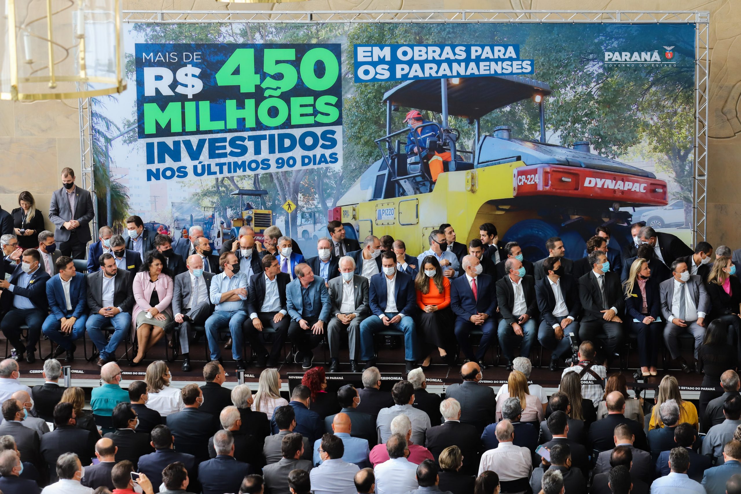 Governo investe mais de R$ 450 milhões em obras urbanas nos municípios do Paraná; cidades do litoral serão contempladas