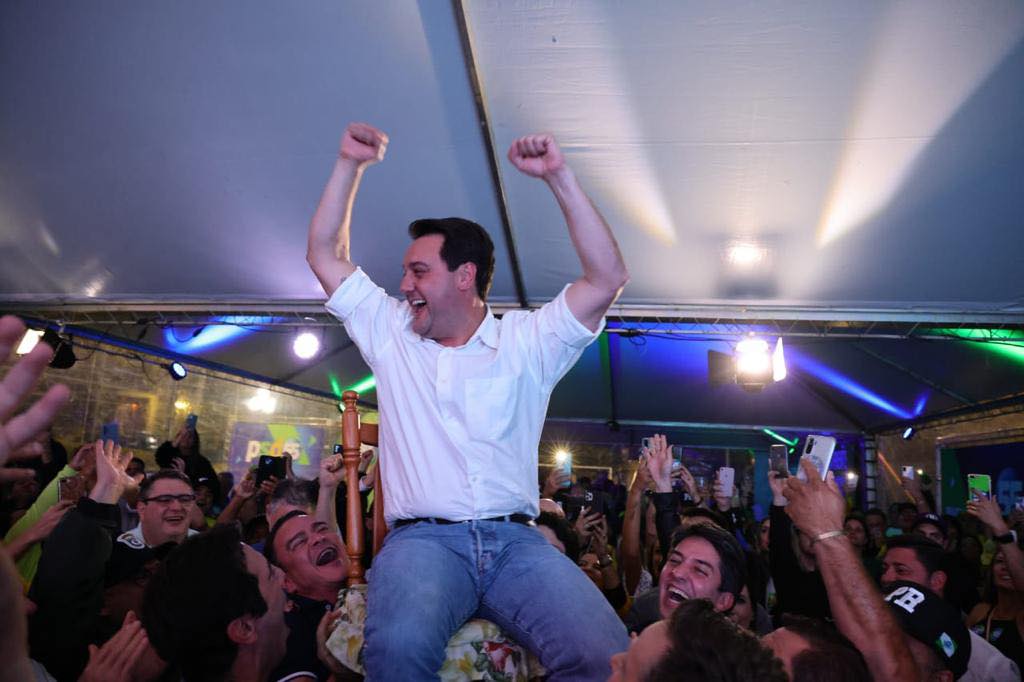 Ratinho Júnior é reeleito governador do Paraná