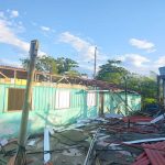f181fef6-whatsapp-image-2023-03-05-at-08.34.53-150x150 Tempestade deixa casas e pousadas destelhadas e causa prejuízos em Guaraqueçaba