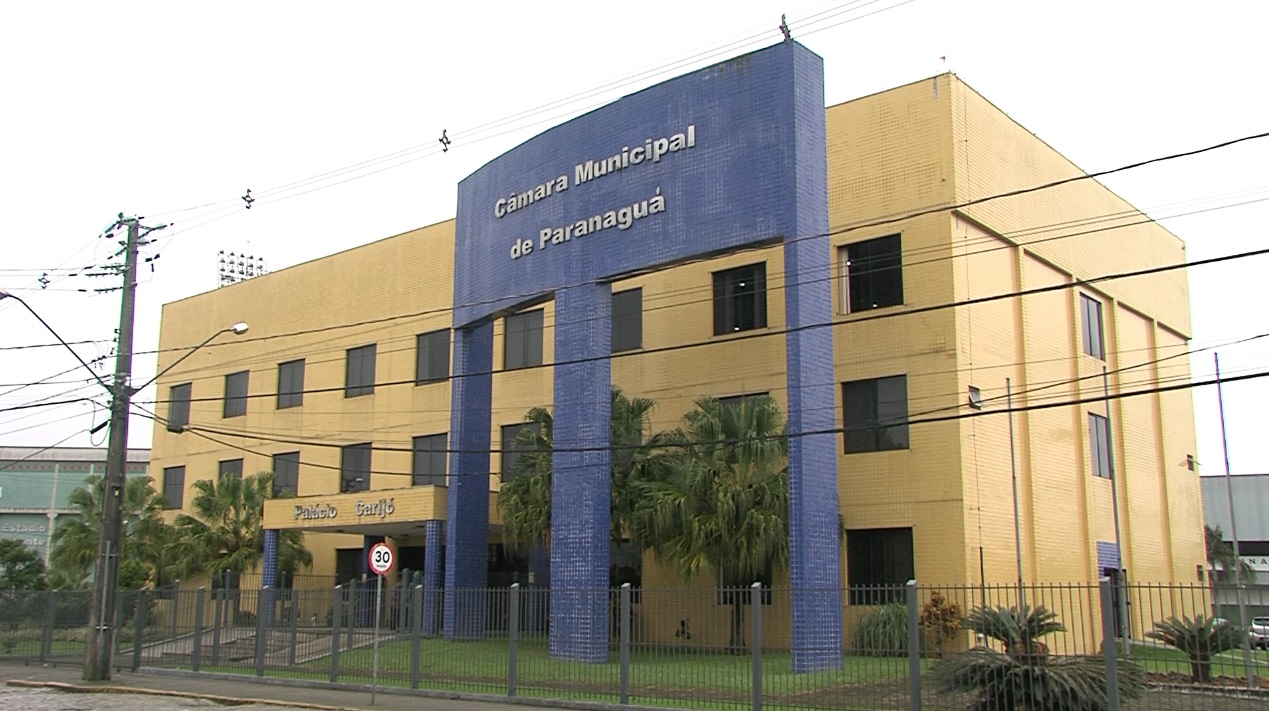 https://media.tvci.com.br/2024/10/c58fe2c9-camara-paranagua.jpg