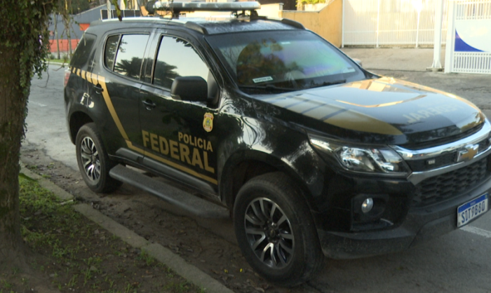 https://media.tvci.com.br/2025/06/63c0eb91-carro-pf-e1750165847354.png