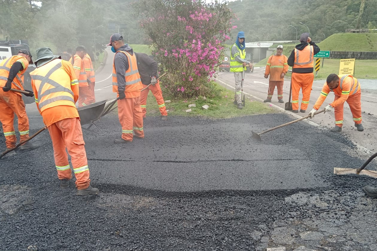 https://media.tvci.com.br/2025/09/ab2dea81-estrada_da_graciosa_conservacao_004.jpg