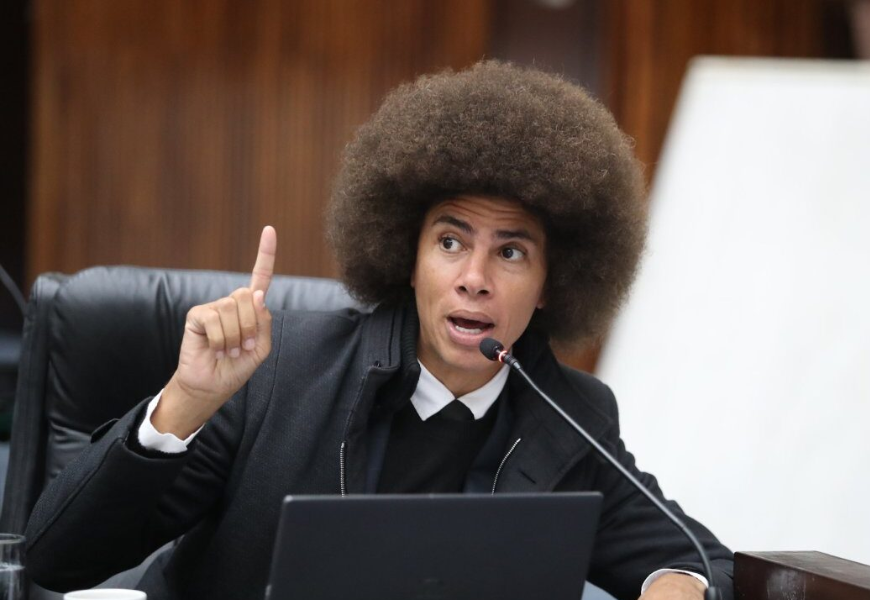 https://media.tvci.com.br/2026/05/33ae348c-renato-freitas.png
