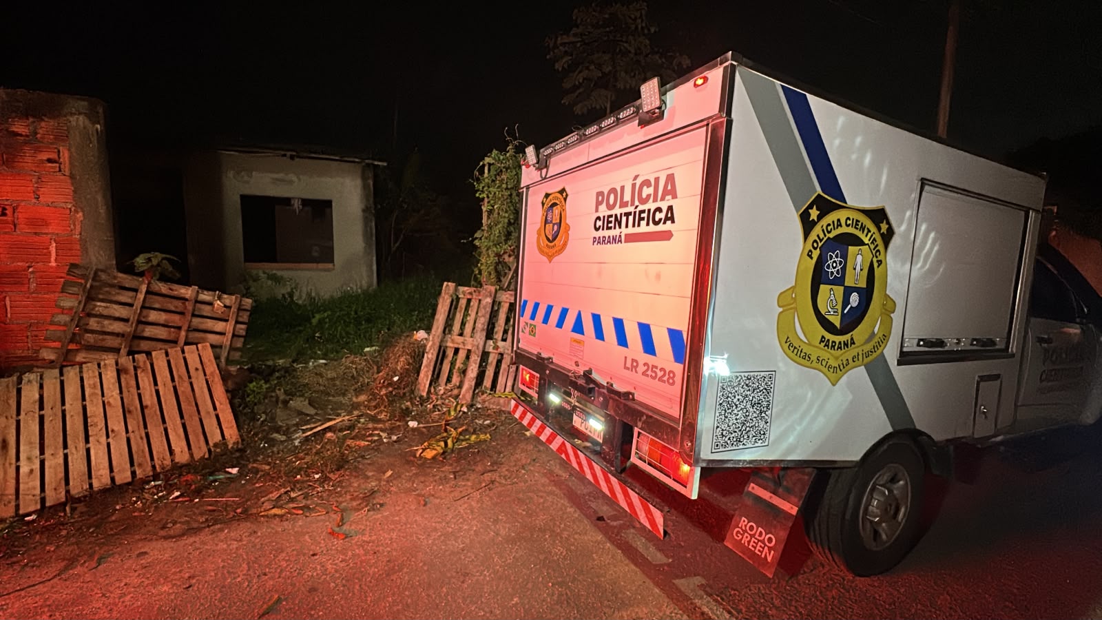 Morador em situação de rua é encontrado morto em obra abandonada em Paranaguá